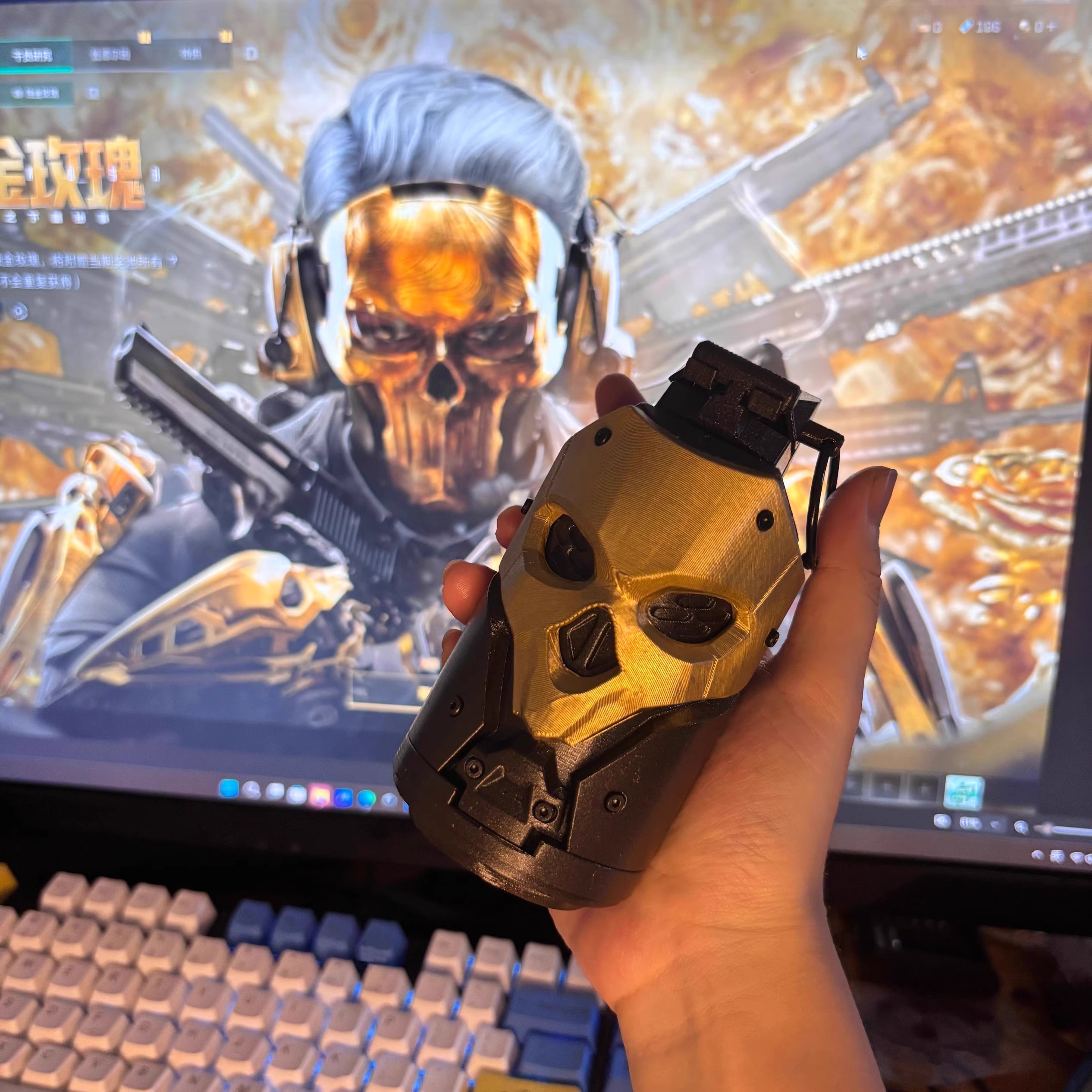 Delta Force: Operation Red Wolf Smoke Grenade Cosplay Prop, Keychain, Gift, Model Toy, Desktop Display Collectible