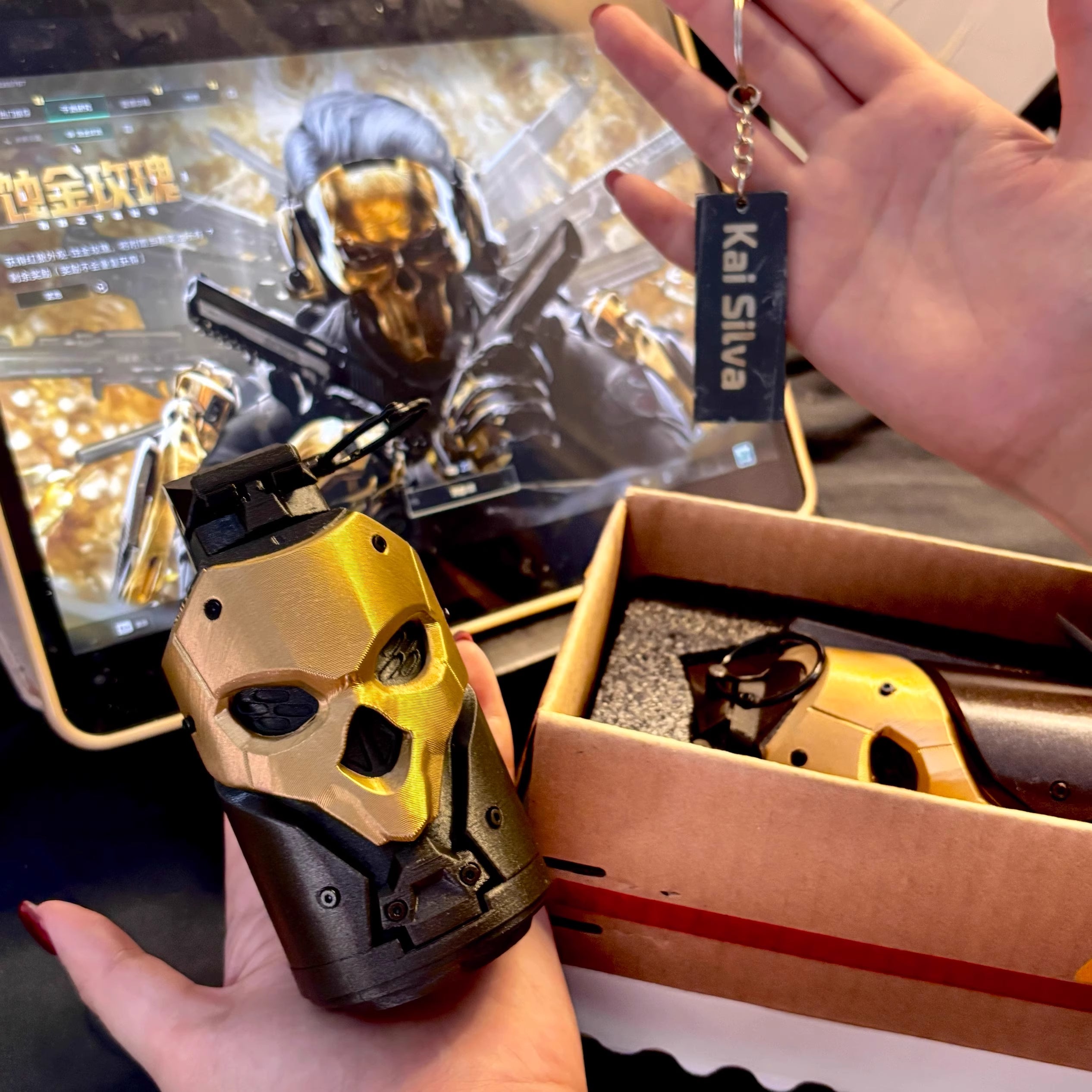 Delta Force: Operation Red Wolf Smoke Grenade Cosplay Prop, Keychain, Gift, Model Toy, Desktop Display Collectible